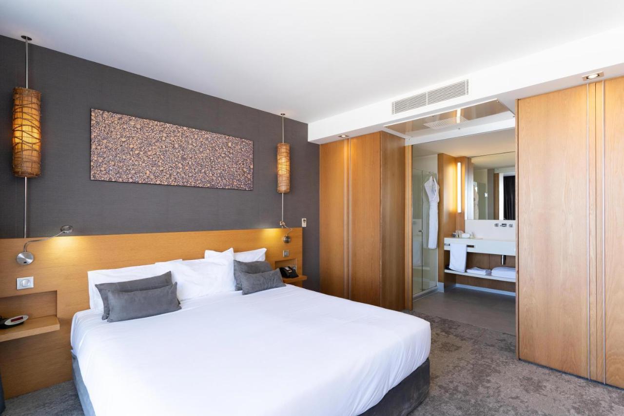Chateau Royal Beach Resort & Spa, Noumea Dış mekan fotoğraf