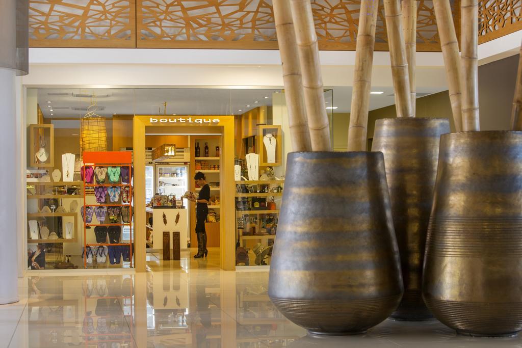 Chateau Royal Beach Resort & Spa, Noumea Dış mekan fotoğraf