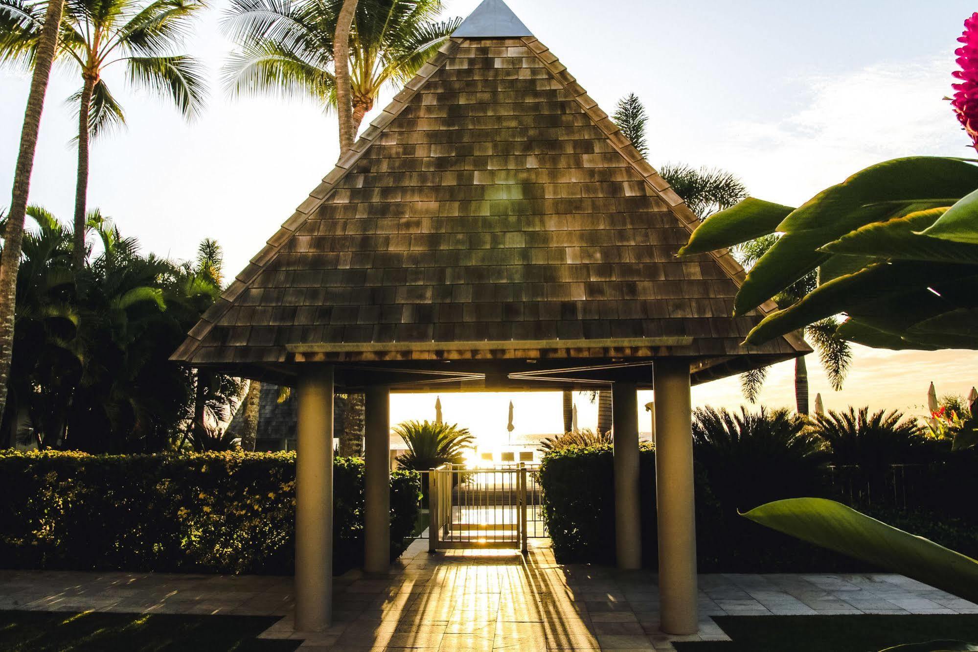 Chateau Royal Beach Resort & Spa, Noumea Dış mekan fotoğraf