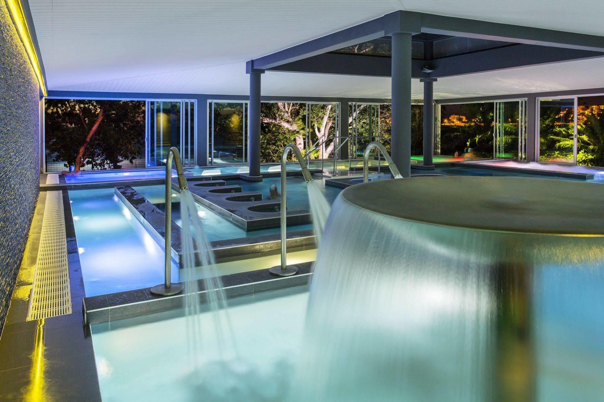 Chateau Royal Beach Resort & Spa, Noumea Dış mekan fotoğraf