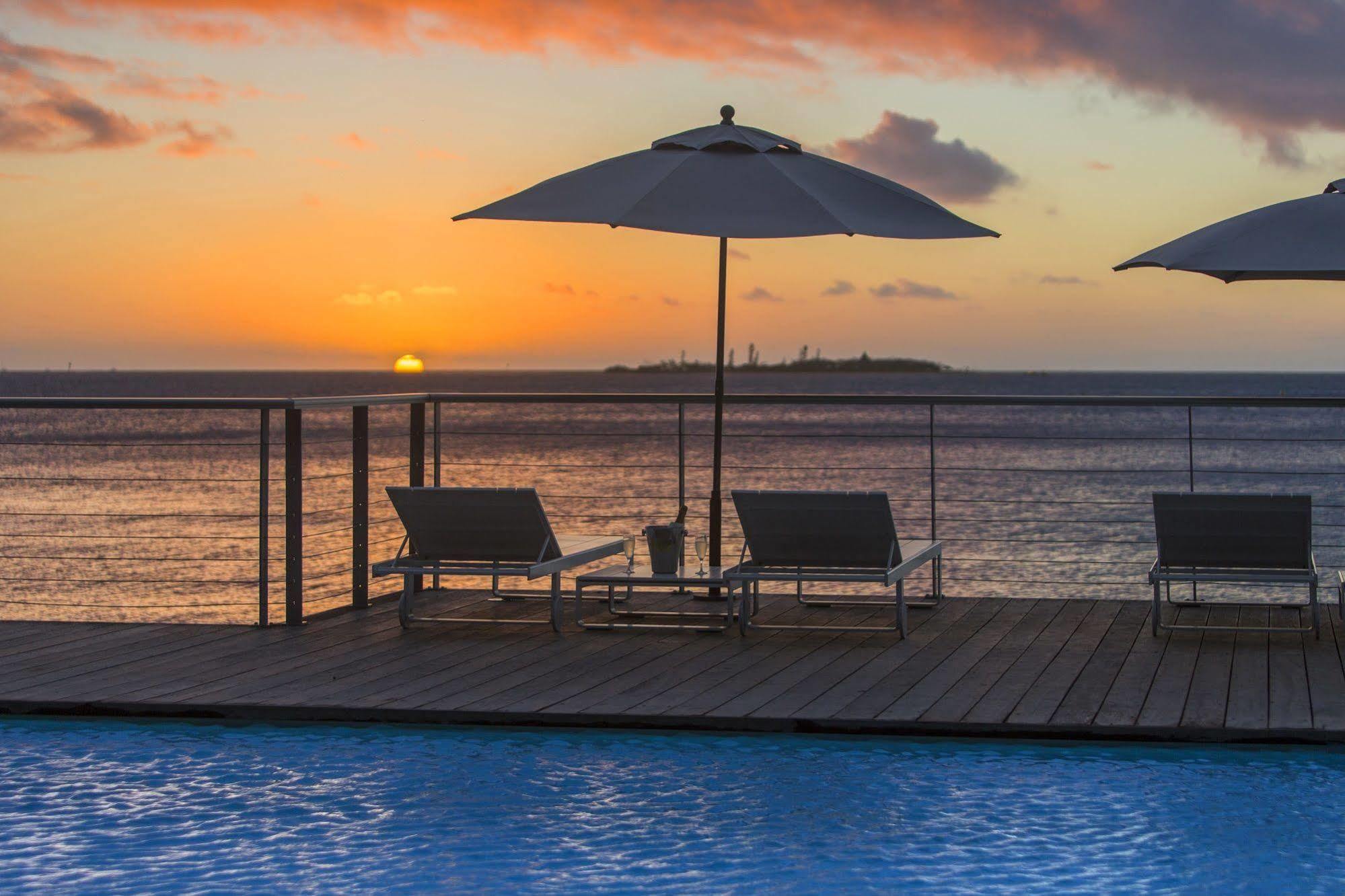 Chateau Royal Beach Resort & Spa, Noumea Dış mekan fotoğraf