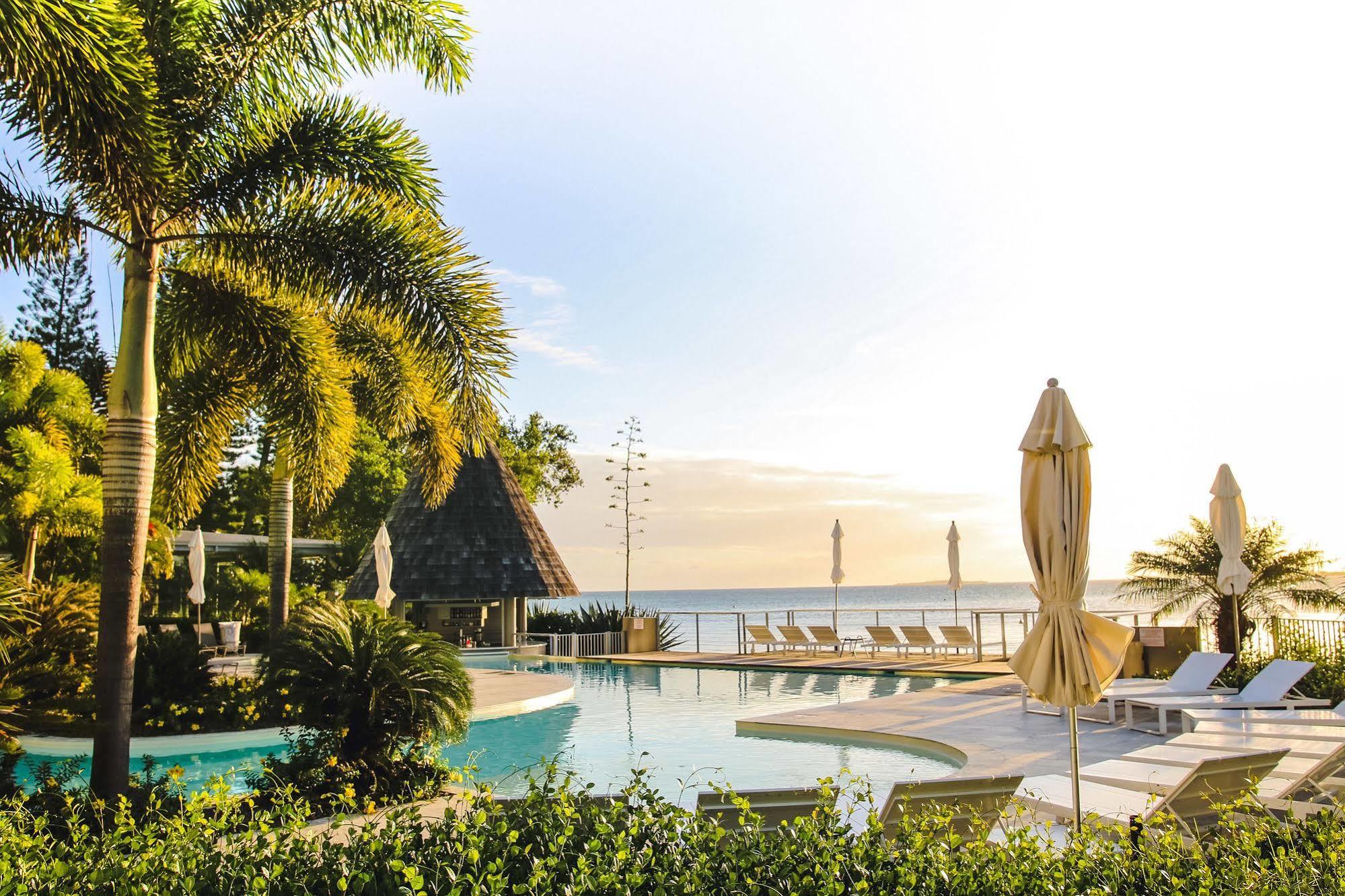 Chateau Royal Beach Resort & Spa, Noumea Dış mekan fotoğraf